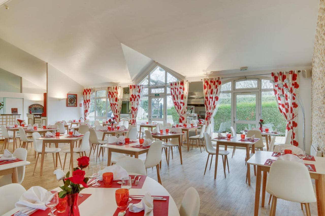 Le Relais De Voisins Hotell Exteriör bild