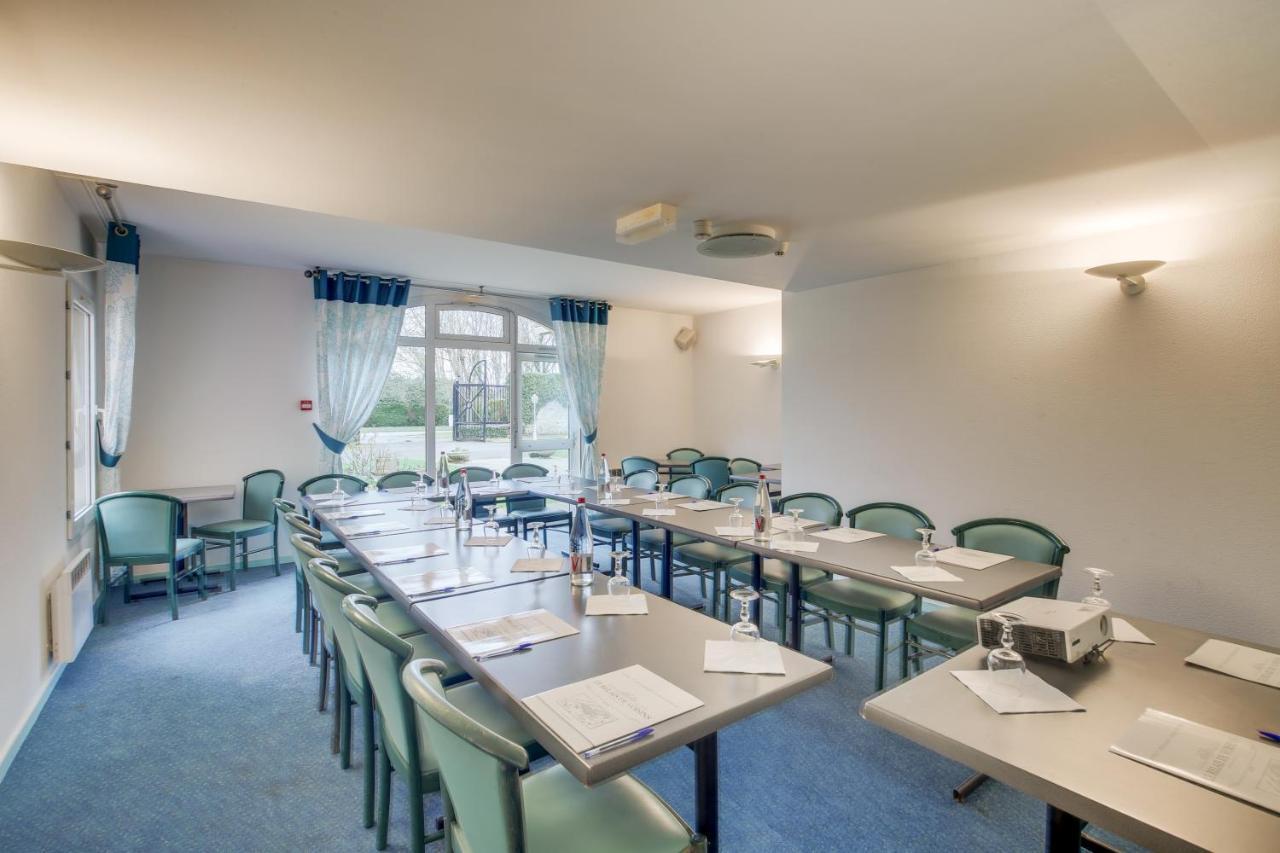 Le Relais De Voisins Hotell Exteriör bild