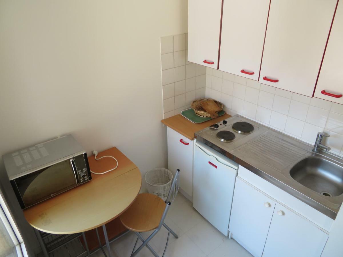Le Relais De Voisins Hotell Exteriör bild